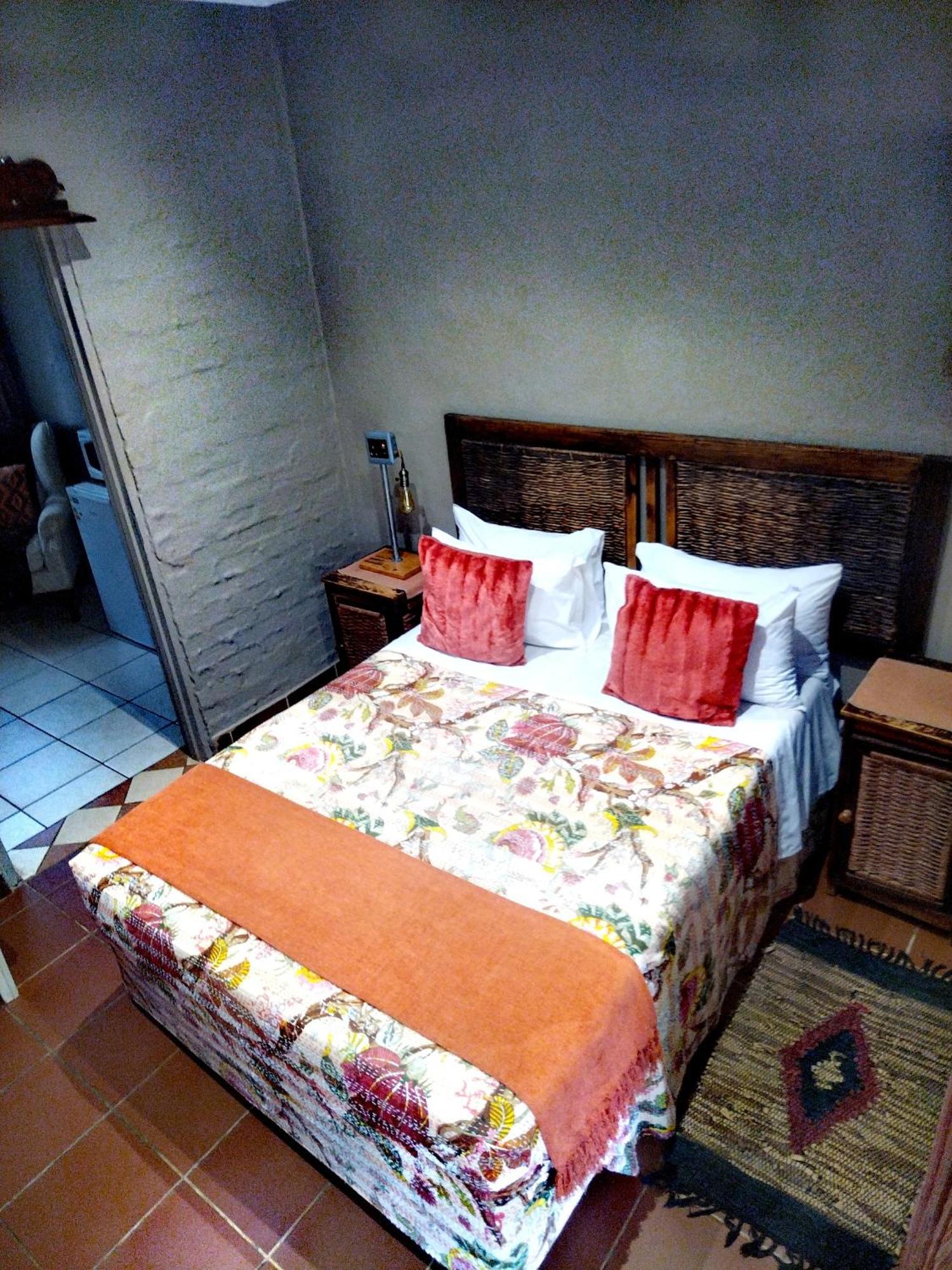 Africas Eden Guesthouse Mookgophong Экстерьер фото